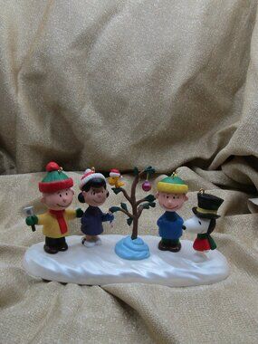 Complete set, 5 Hallmark Charlie Brown Christmas Ornaments